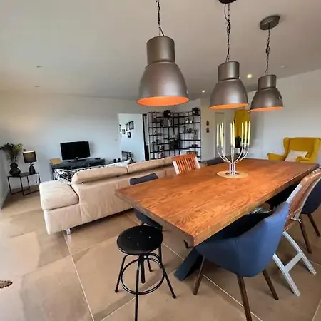 Contemporaine Avec Piscine Montredon-des-Corbieres